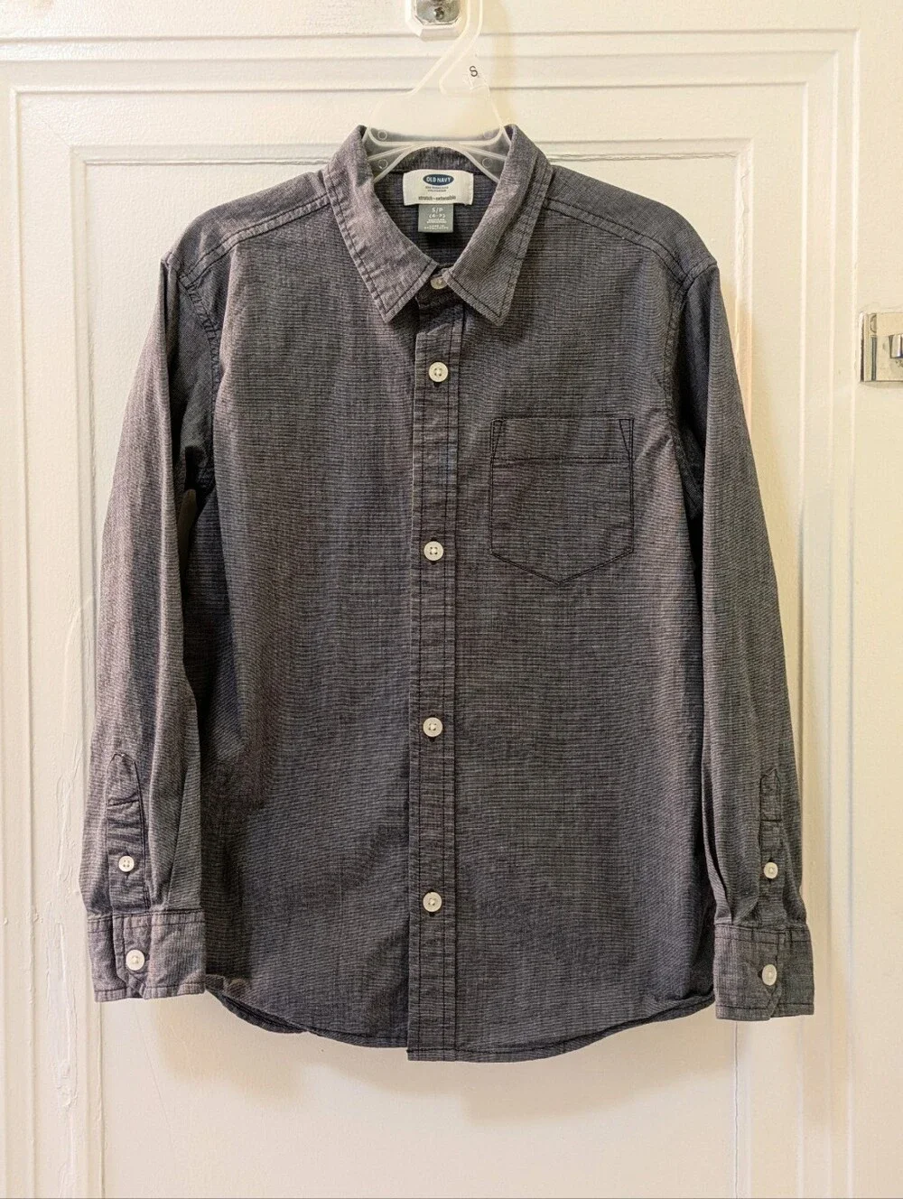 4/$25 Old Navy Chambray Button Up Shirt